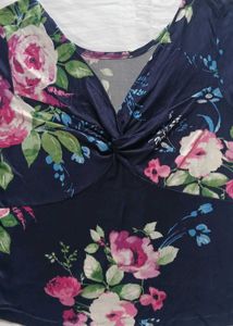 Navy Floral Twist Front Cap Sleeve Top