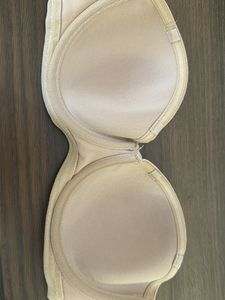 Strapless Bra with attachable straps