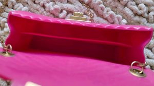 🦪 Hot Pink Quilted Jelly Bag with Pearl Strap