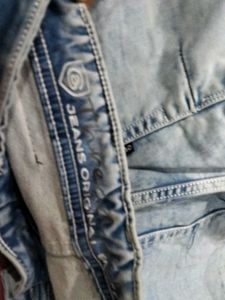 Light Wash Denim Jeans