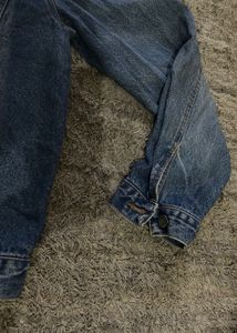 Classic Washed Denim Jacket – Vintage Blue