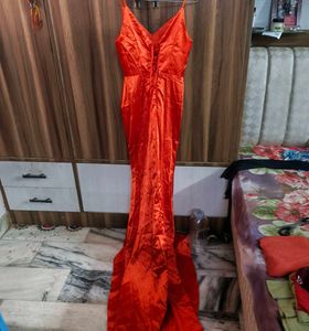 tail gown