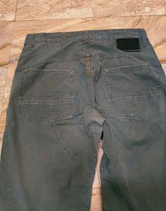 Men's Grey Relaxed Fit Trousers
