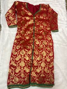 Elegant Ethnic Red & Gold Kurta
