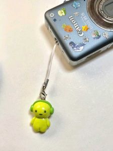 SALE💚 Smiski Phone Charm