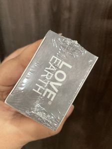 Love Earth Charcoal Peel-Off Mask