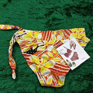 Vibrant 🎁🆕Floral Bikini Bottom