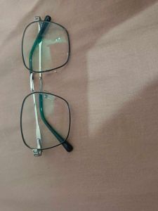 Stylish Metal Frame Eyeglasses