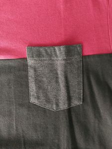 Men Maroon Black Colorblocked Slim Fit T-shirt