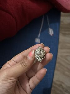 Elegant Silver-Tone Cocktail Ring