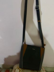 Tresor Color Block Shoulder Bag