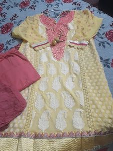 Beautiful Embroidery Suit Pant With Duptta