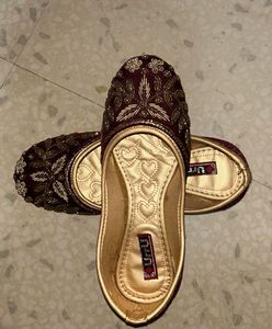 Mojdi shoes