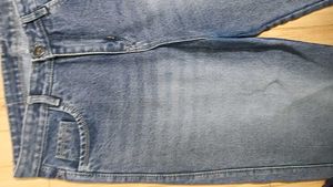 straight leg jeans