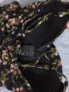 H&amp;M bodysuit floral print