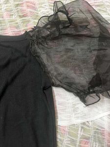 Puffy Net Sleeves Crop Top