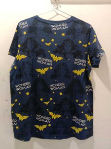 Wonder Woman Graphic T-Shirt