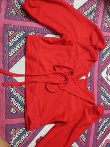 Stylish Red Front Knot Crop Top