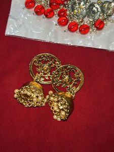 party ready 3-in-1 Royal Earring Combo