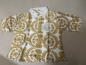 NEW🔥Print Shirt with White Crochet Collar