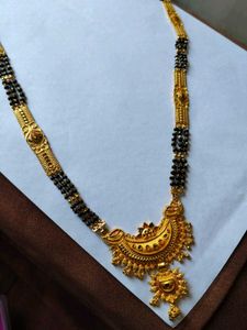 Elegant Gold Mangalsutra