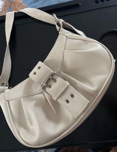 White gathered Shoulder Bag