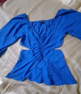 Sassafras Woman back note stylish top