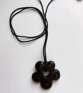 Flower Pendant Necklace