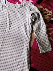Elegant Striped Kurti Set