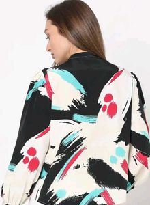Abstract Print Button-Up Shirt