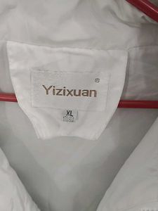 Chic White Puffer Vest