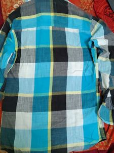 Men's Blue Plaid Button-Up Shirt