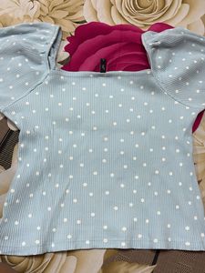 Cute Polka Dot Puff Sleeve Top