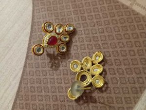 Earings