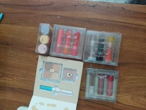 gege bear and more makeup bundle Brand New
