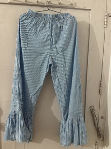 Cotton Suit Set Stitched With Hands Interlocked