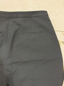 H&amp;M Classic Black Tapared Trousers