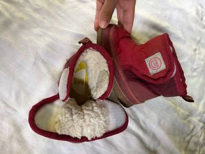 baby short boots. warm and cozy