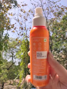 St.Botanica Vitamin C Sunscreen