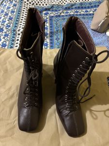 Lace-Up Square Toe Ankle Boots