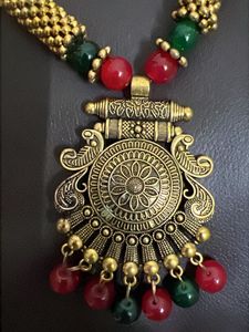 Traditional Red &amp; Green Beaded Necklace