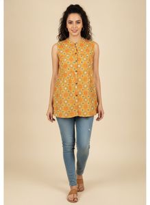 Vibrant Printed Sleeveless Kurta top