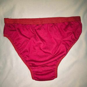 Comfortable Burgundy Briefs with Lace Detail