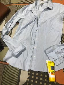 Light Blue Button-Up Shirt h and m facewash free
