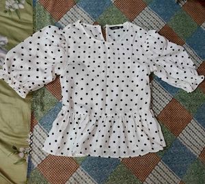 Chic Polka Dot Puff Sleeve Top