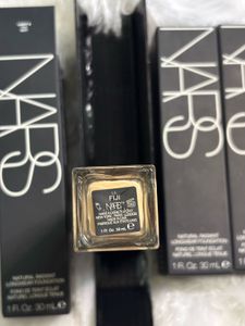 NARS Natural Radiant Longwear Foundation