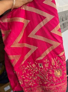 Pink Silk Saree with Golden Zigzag