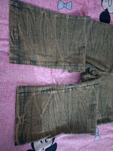 Stylish Washed Out Jeans