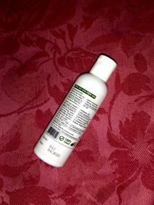 PLUM green Tea (Alcohol-free) Toner - Sample Product