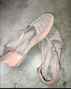 Cute Pink &amp; White shoes Bundle